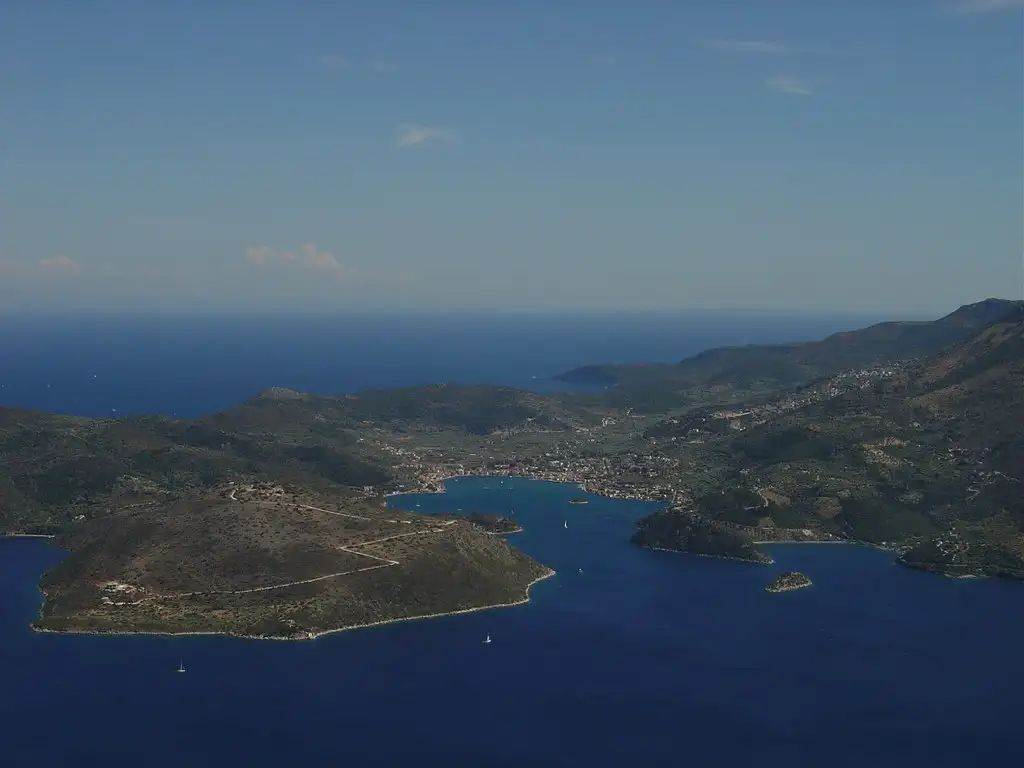 A sheltered bay on the south Ionian route