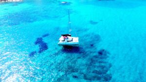 a small boat in the water